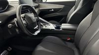 Peugeot 3008 1.2 PureTech 130ch S&S GT EAT8 — photo 12