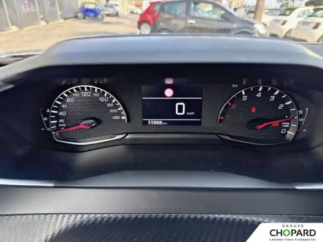 Peugeot 2008 puretech 100 s&amp;s bvm6 — photo 21