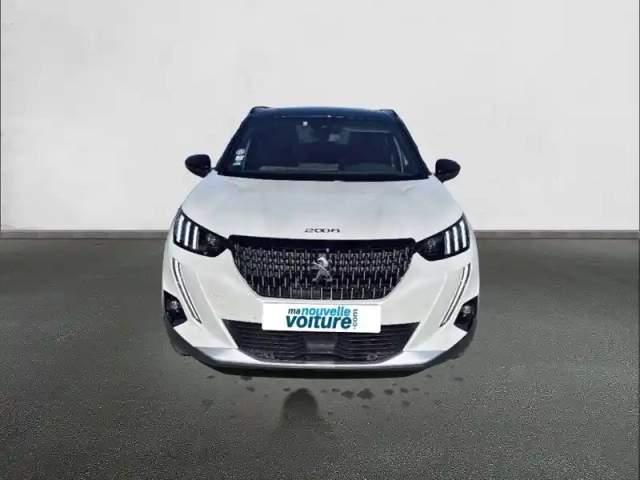 Peugeot 2008 puretech 130 s&amp;s eat8 — photo 2