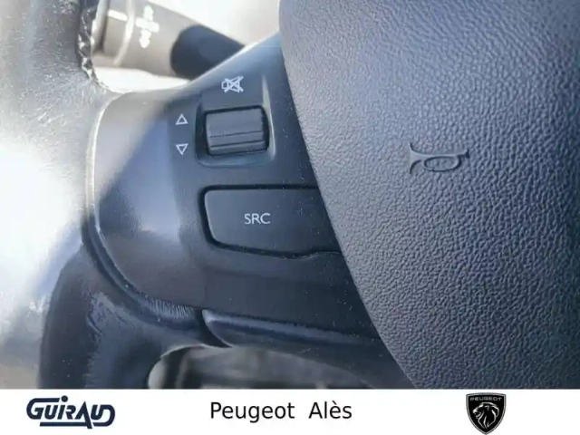 Peugeot 2008 bluehdi 120ch s&amp;s eat6 — photo 101
