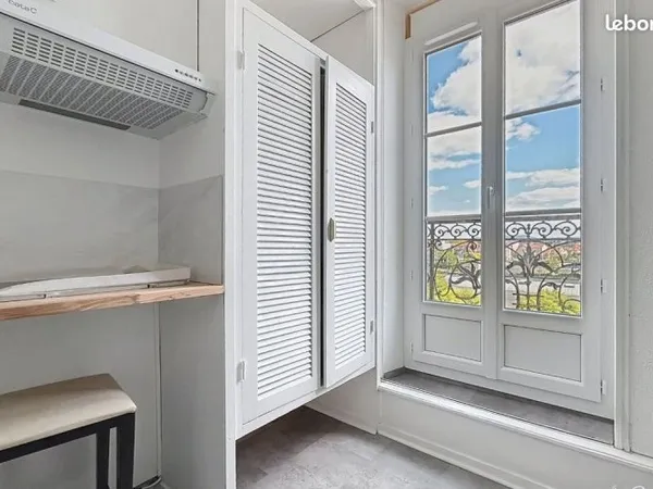Studio refait à neuf