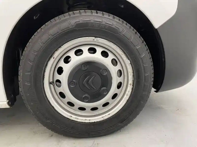Citroën Jumpy e- fgn m 100 kw (136 ch) batterie 75 kwh — photo 19