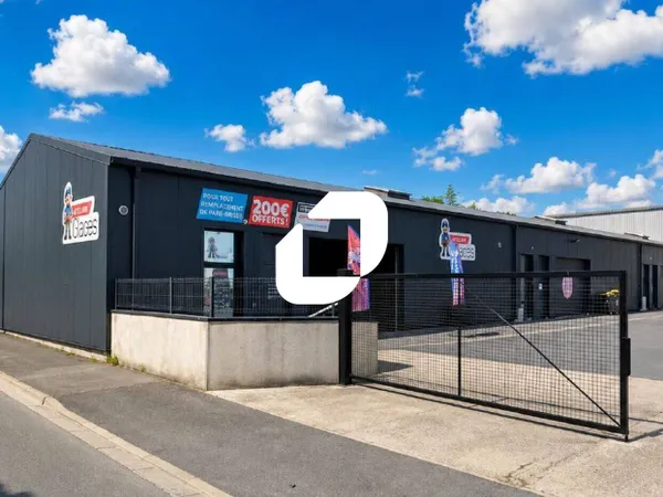 Local d'activité 202 m²