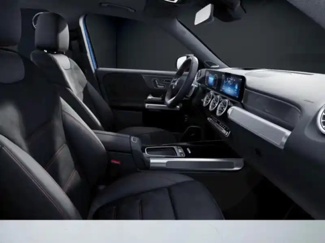 Mercedes Glb 220 d 4matic amg line — photo 10