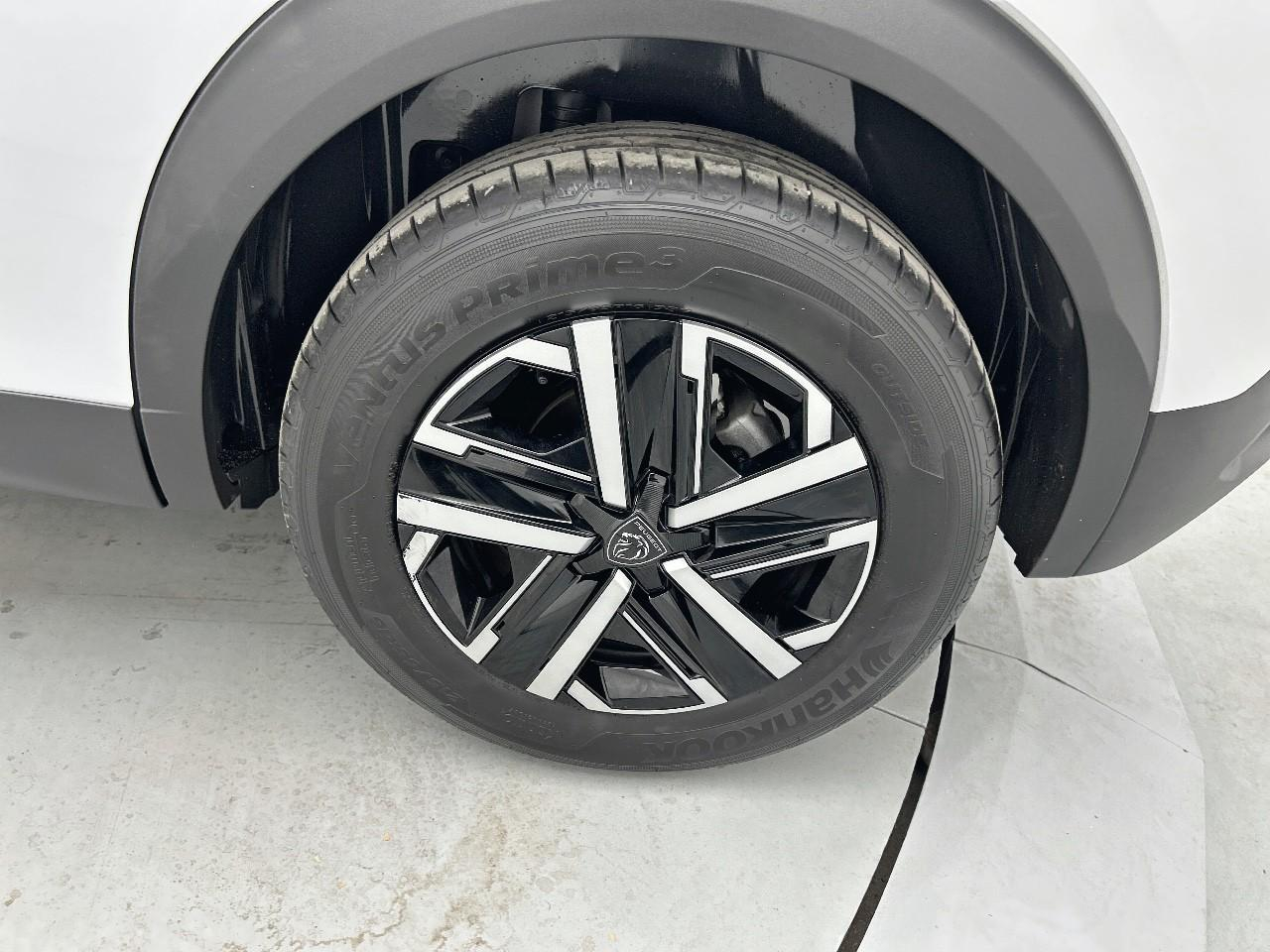 Peugeot 2008 hybrid 136 e-dcs6 style — photo 16