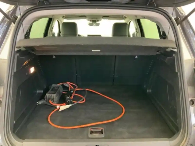 Citroën C5 Aircross hybride rechargeable 225 e-eat8 c-series — photo 8