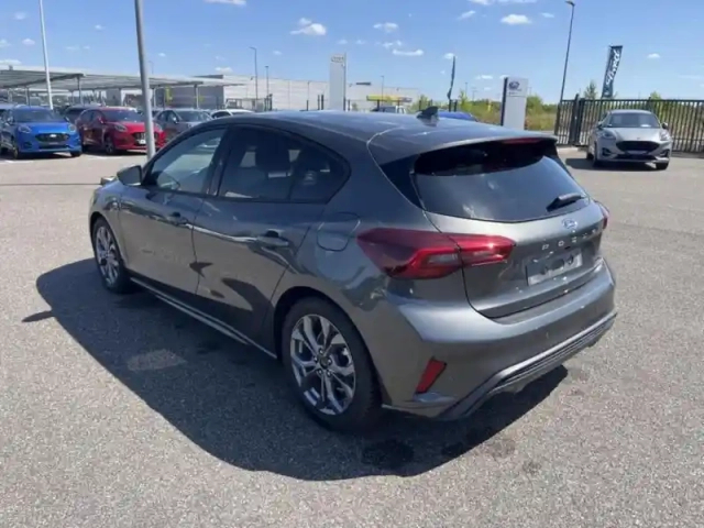 Ford Focus 1.5 ecoblue 115ch st-line x bva8 — photo 7