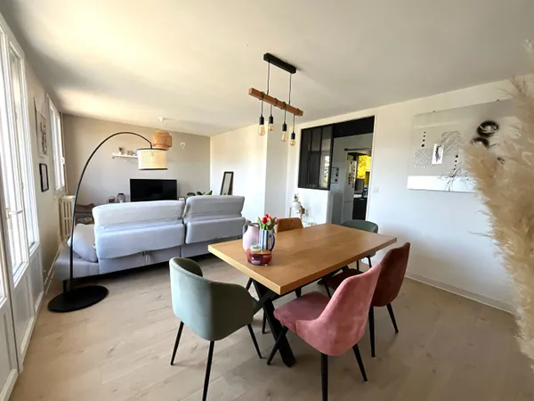 Appartement Rennes - Rue de Nantes - T4 - TRAVERSANT - RENOVE - CAVE