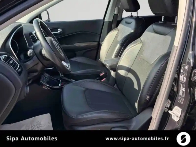 Jeep Compass 1.3 gse t4 150 ch bvr6 — photo 11
