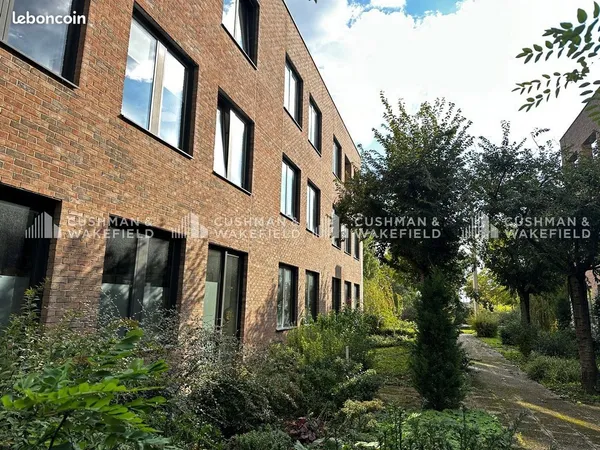 Bureaux 80 m²