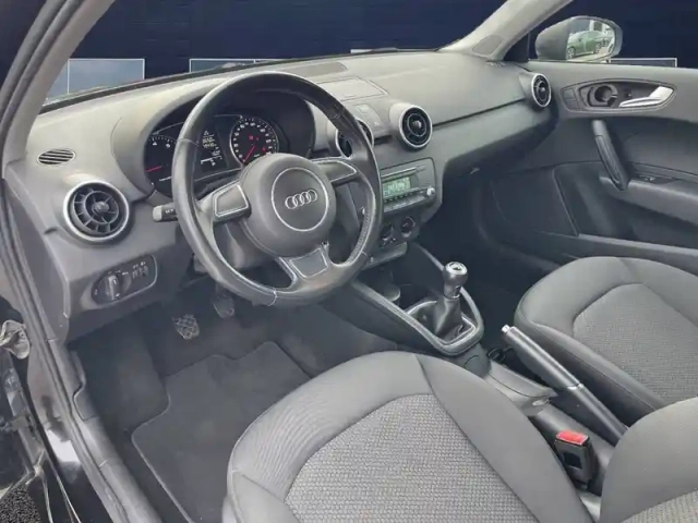 Audi A1 1.0 tfsi ultra 82 — photo 43