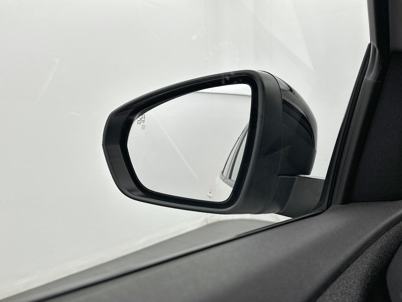 Peugeot 3008 hybrid 225 e-eat8 allure pack — photo 16