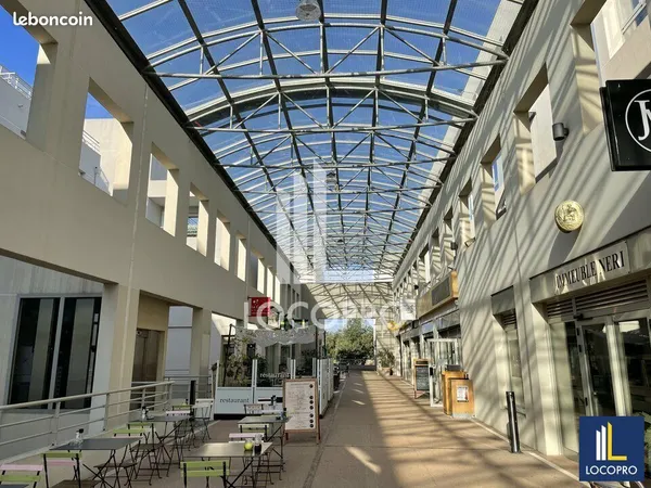 Local commercial 75 m²