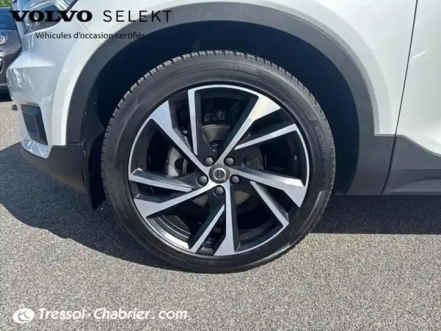 Volvo Xc40 d3 adblue 150 ch geartronic 8 r-design — photo 15