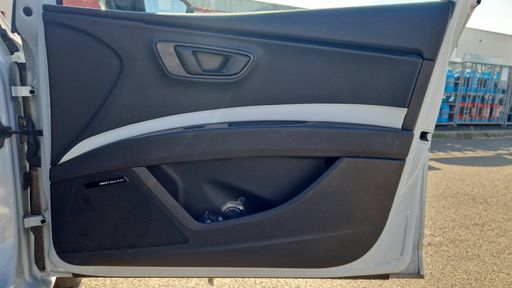 Seat Leon ST 2.0 TSI 290 DSG6 - Cupra – 2016 – 108000 km – Essence – Boîte Automatique — photo 24
