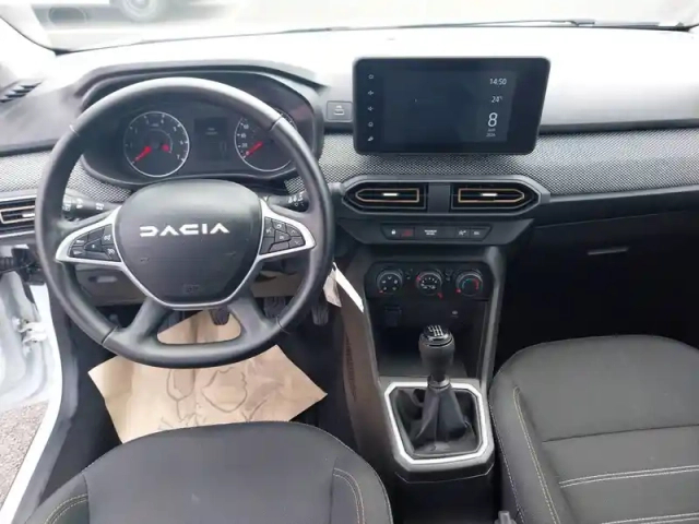Dacia Sandero tce 90 gsr2 — photo 11
