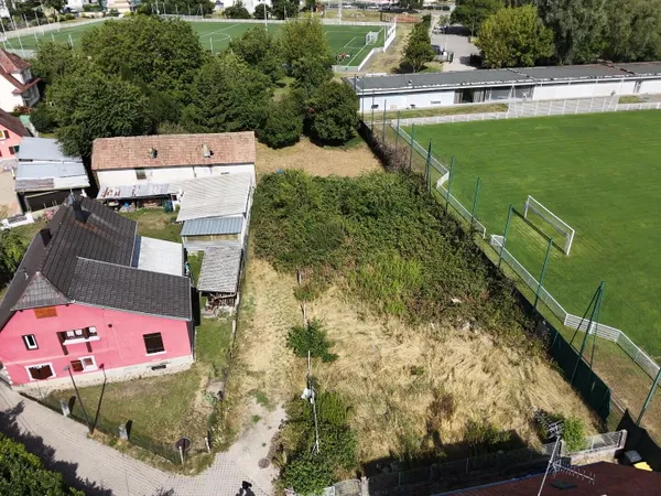 Terrain constructible à la Roberstau