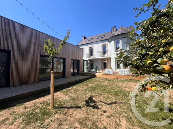Maison 7 pièces 200 m²