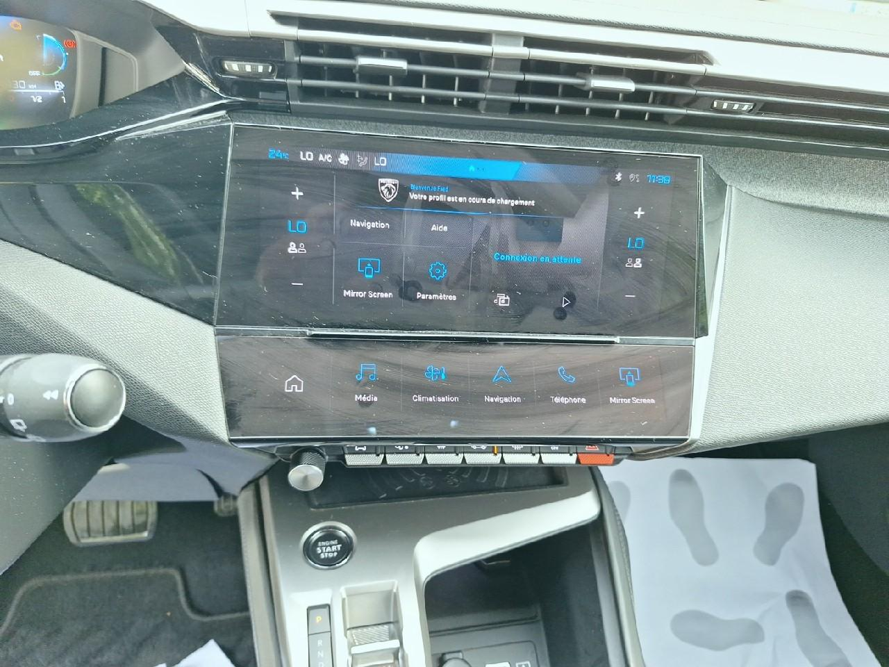 Peugeot 308 sw plug-in hybrid 180ch allure e-eat8 — photo 13