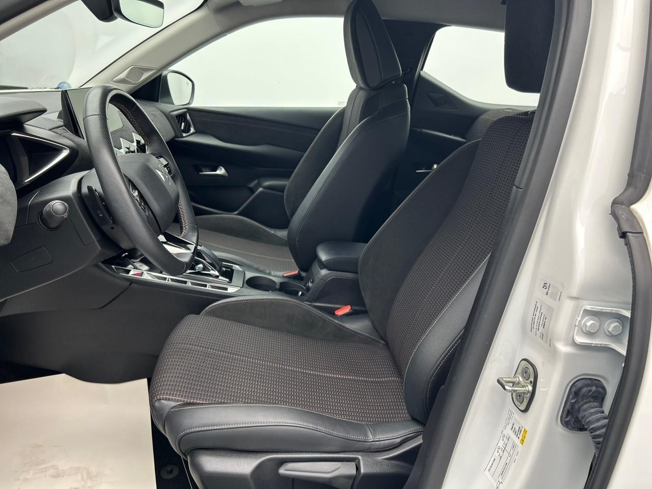 Ds Ds 3 puretech 130 eat8 performance line — photo 10