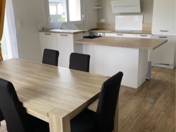 À LOUER - maison meublée 5 chambres de 105 m² à Plouédern