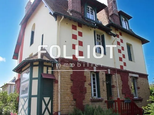 Maison 10 pièces 200 m²