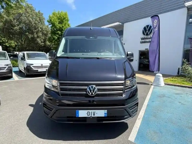 Volkswagen Crafter fg 35 l4h3 2.0 tdi 177ch business traction bva8 — photo 2