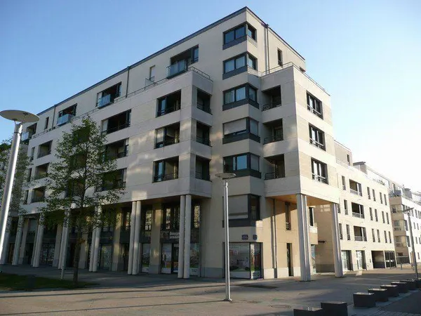 Appartement 1 pièce 82 m²
