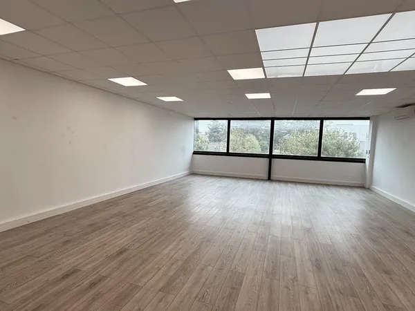 Bureaux 145 m²