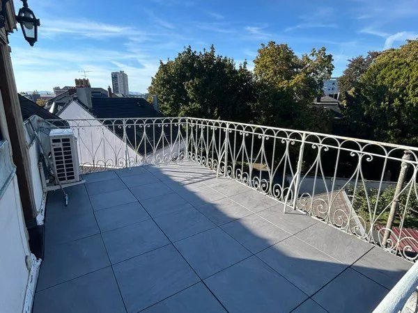 🏡 T2 meublé rénové - Terrasse 15 m² - Garage - Bas Rebberg