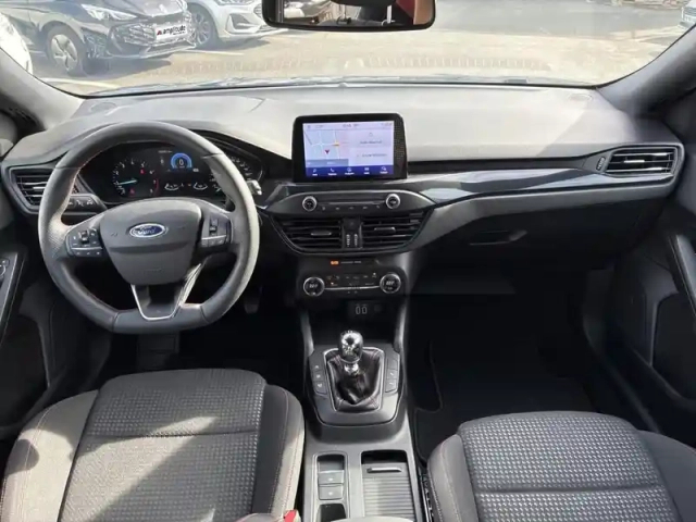 Ford Focus 1.0 ecoboost 125ch st-line — photo 11
