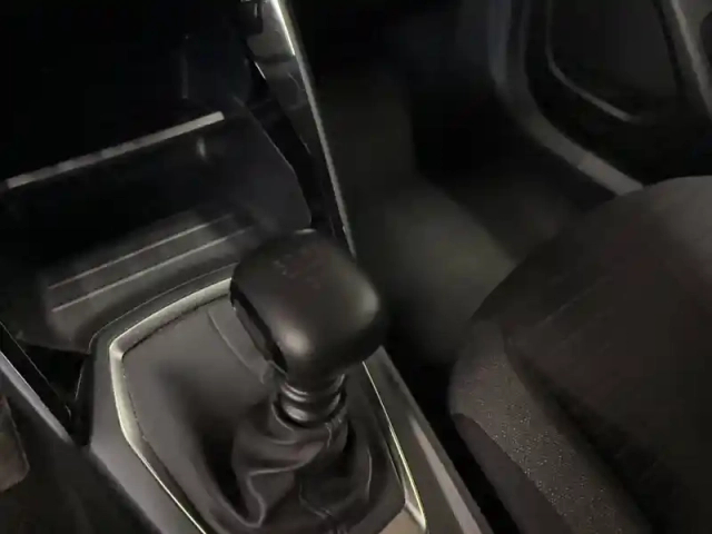 Peugeot 2008 puretech 100 s&amp;s bvm6 — photo 49