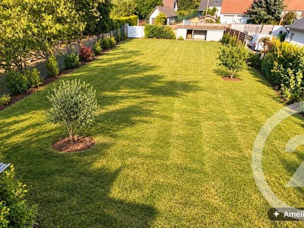 Terrain 445 m²