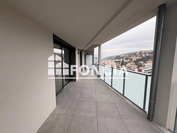 Appartement 4 pièces 82 m²