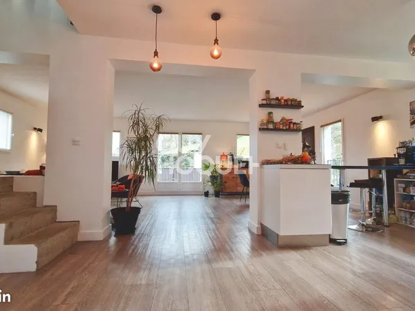 Duplex 6 pièces 140 m²