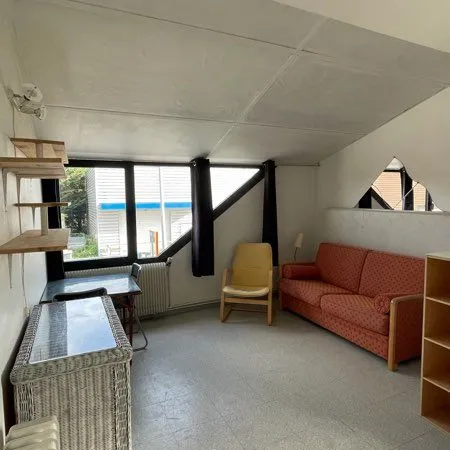 Loue Studio proche commerce et plateau de saclay grandes écoles
