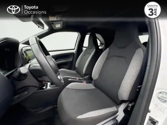Toyota Aygo X 1.0 vvt-i 72ch dynamic my23 — photo 10