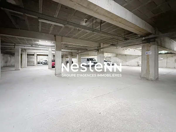 Parking / box centre ville Carnoux En Provence 13 m2