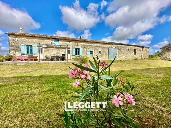 Maison 6 pièce(s), LENCLOÎTRE