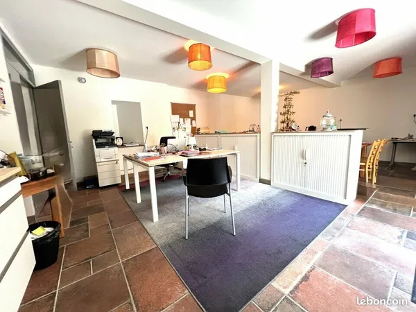 Local commercial 88 m² MEYSSAC