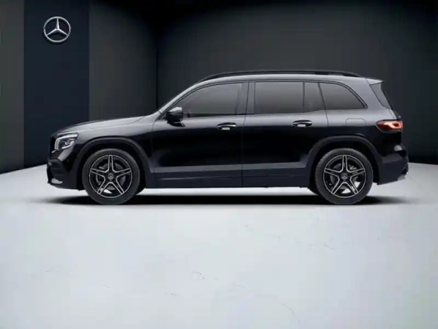 Mercedes Glb 200 d amg line — photo 2