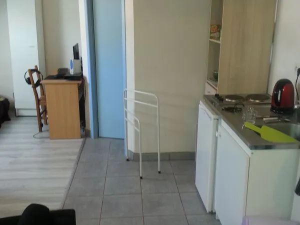 Dole centre ville loue studio 28 m2