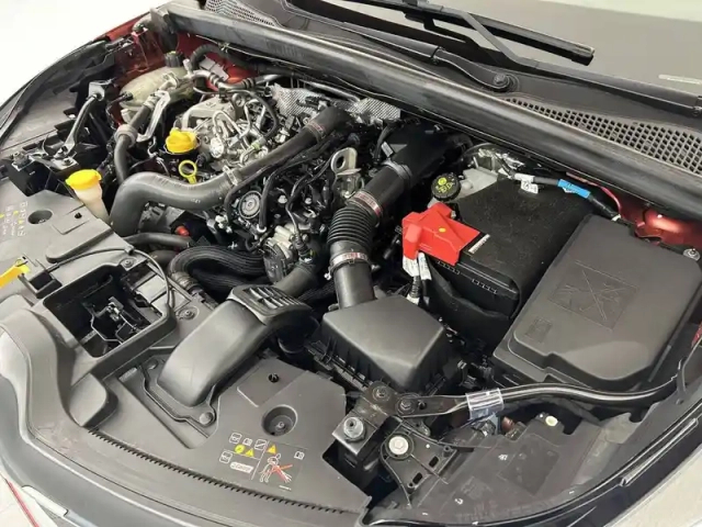 Renault Captur tce 140 edc - 21 — photo 36