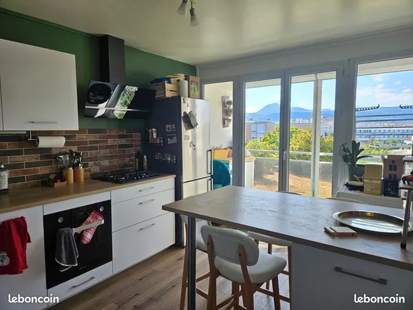 T4 - 77m² Quartier Oradou