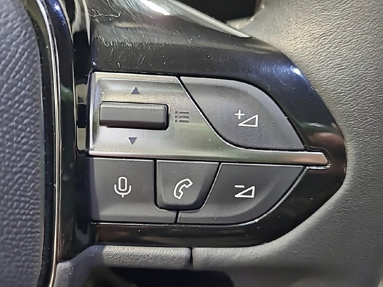 Peugeot 308 puretech 130ch s&s eat8 allure pack — photo 22