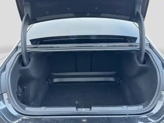 Mercedes Classe E amg line 350 292 ch — photo 10