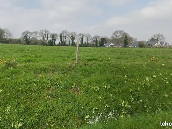 Terrain 538 m² Garlan