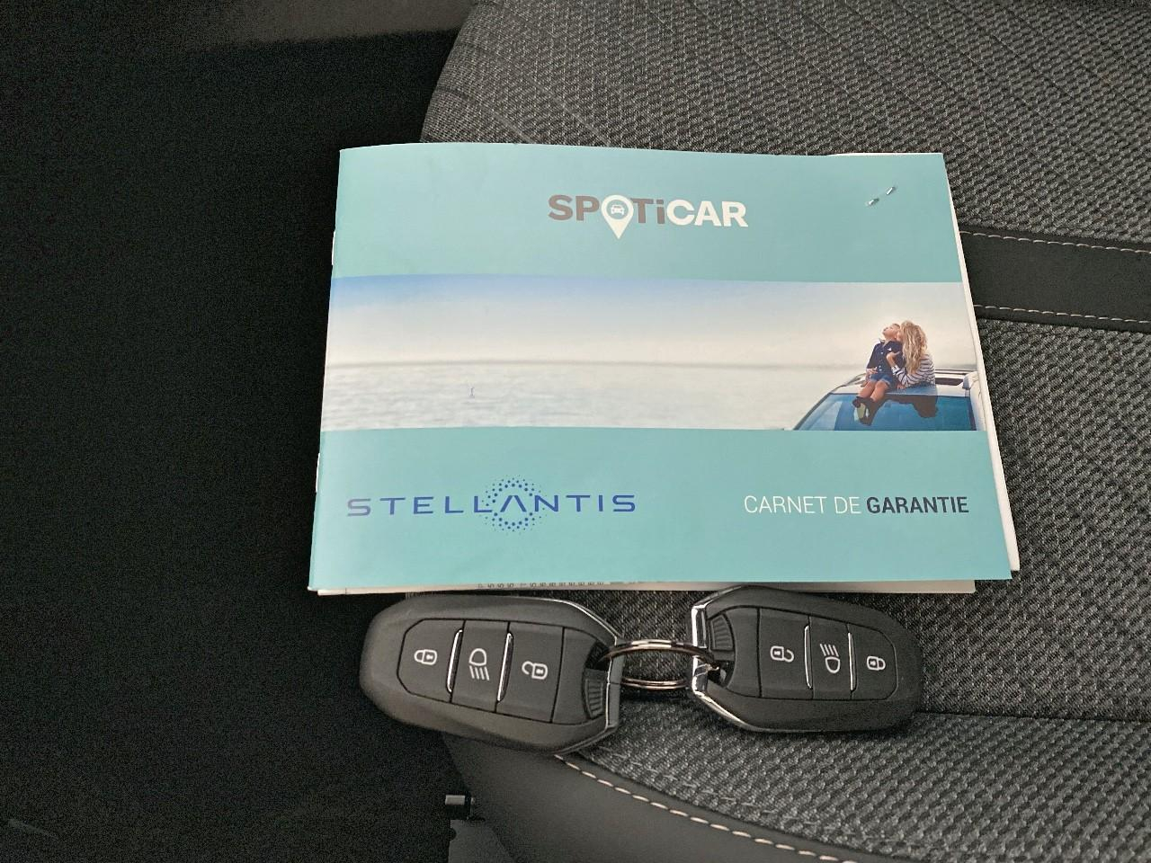 Peugeot 2008 hybrid 145 ch e-dcs6 allure — photo 18