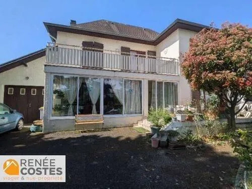 Maison 7 pièces 138 m²