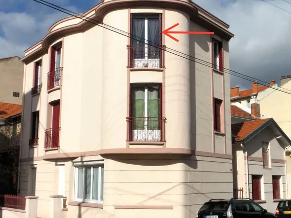 F2 d'environ 31 m², très bon état, CHAMALIERES